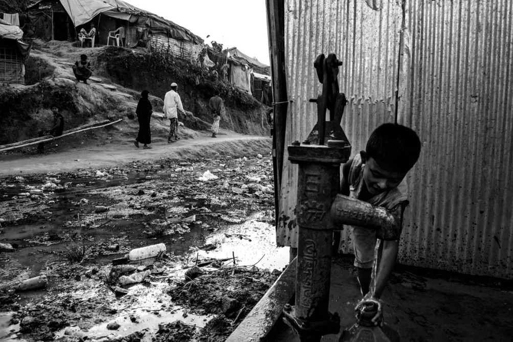 The sheer number of people and the limited infrastructure have led to filthy conditions in the camps. There is almost no privacy. Image by Szymon Barylski. Bangladesh, 2018. The sheer number of people and the limited infrastructure have led to filthy conditions in the camps. There is almost no privacy. Image by Szymon Barylski. Bangladesh, 2018.
