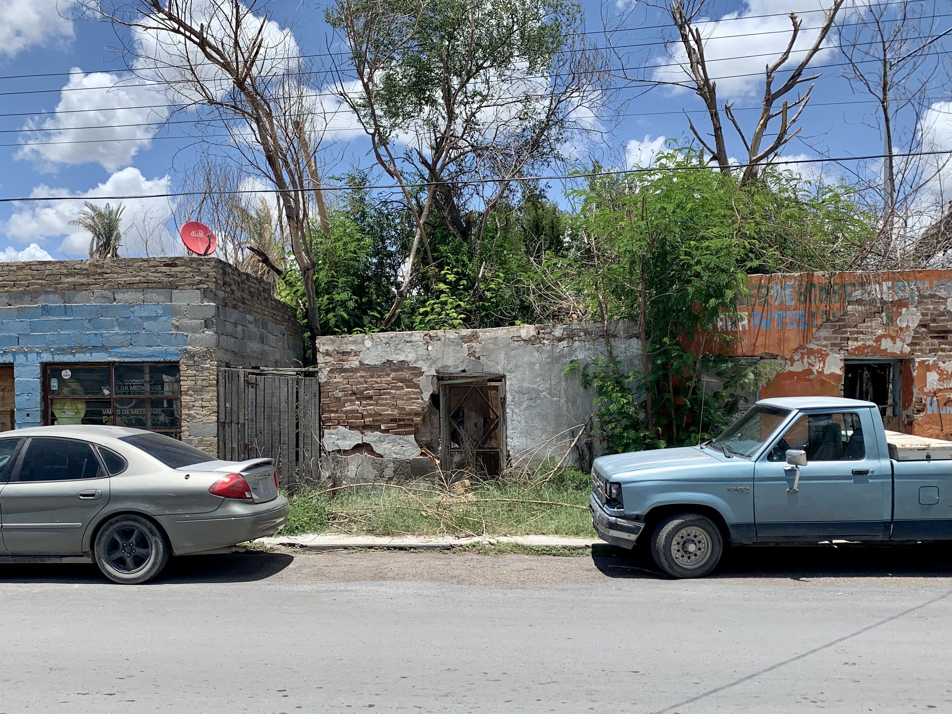 Abandoned homes in Nuevo Laredo