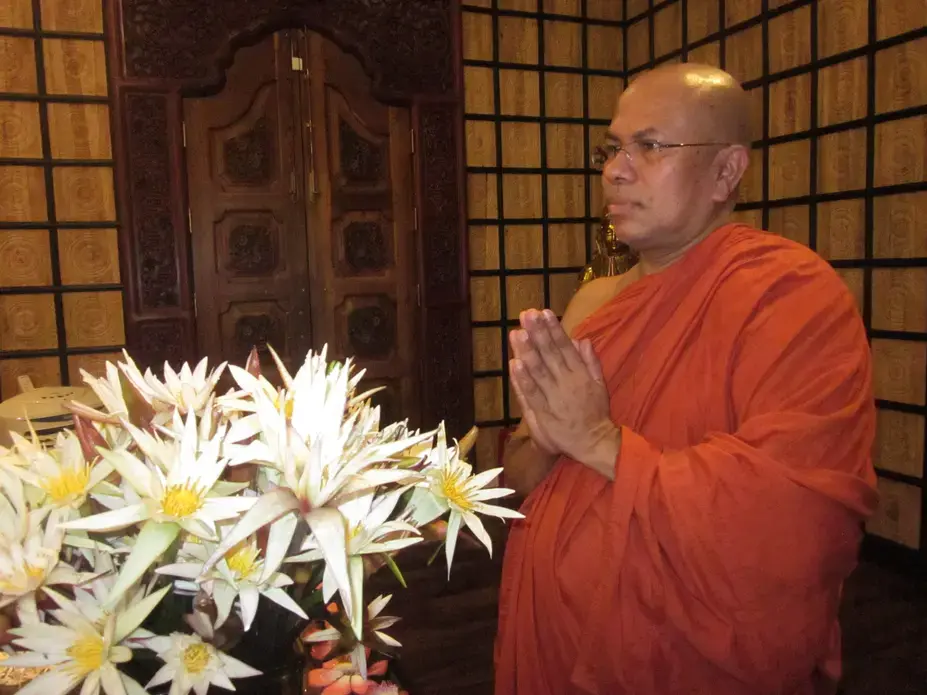 Kiribathgoda Gnanananda Thero is a champion of organ donation in Sri Lanka.
