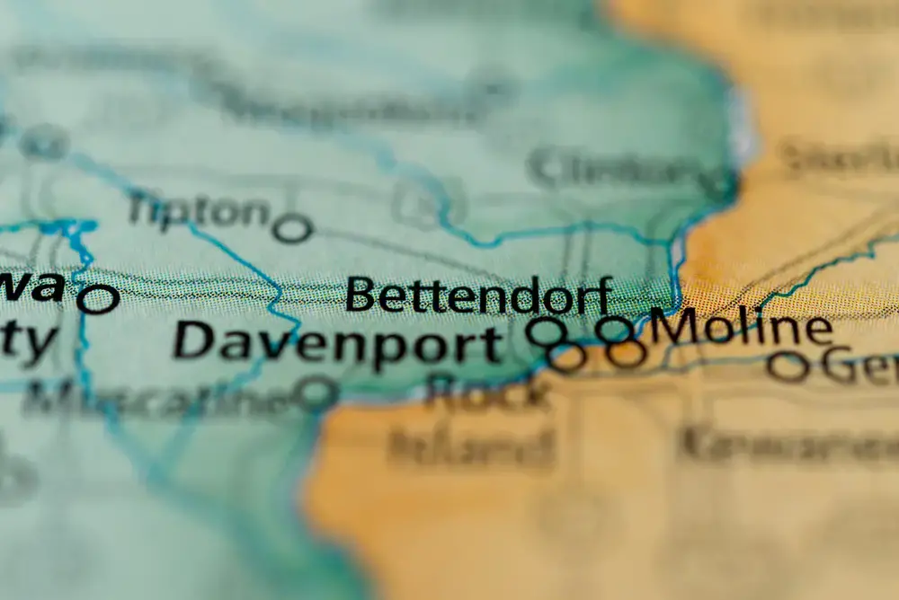 Bettendorf, Iowa. Image by Tudoran Andrei / Shutterstock.com. Undated. 