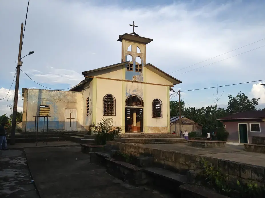 The community church in Samurindo, Colombia. Religious actors have played complex and diverse roles in over 50 years of armed conflict. Churches have made a decisive difference in the implementation of the 2016 peace accords between the FARC guerrilla group and the Colombian government unfolds. Image by Julia Friedmann. Colombia, 2018.