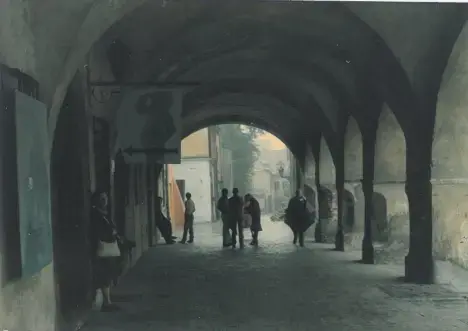 Shula Lavyel in her childhood hometown, Tarnów, on her first visit to Poland since emigrating in 1934. Image courtesy of Shula Lavyel. Poland, 1987.