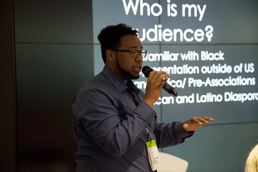 Jonathan Custodio (LaGuardia Community College) presents his pre-reporting at 2018 Washington Weekend. Image by Jin Ding. United States, 2018.