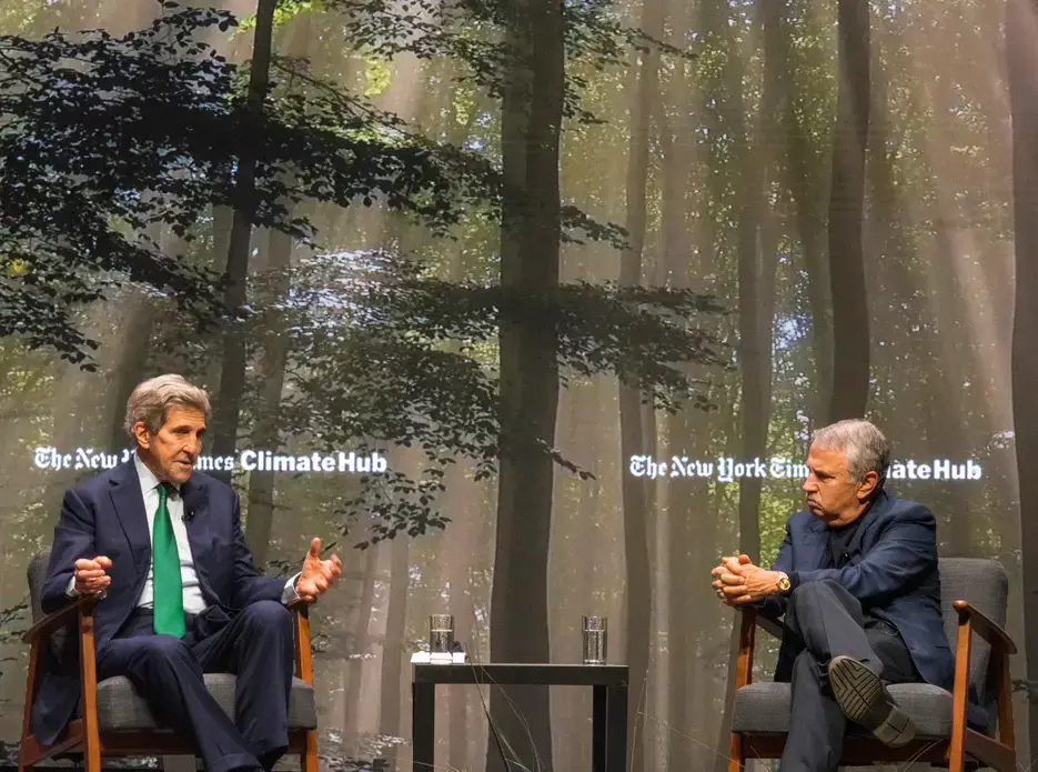 U.S. Climate Envoy John Kerry in interview with NYT writer Thomas Friedman in Glasgow at special event. Photo by Chris J Dunn. Scotland, 2021.