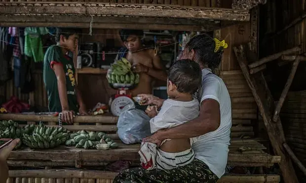 A banana stall in Manila. Image by James Whitlow Delano. Philippines, 2018.