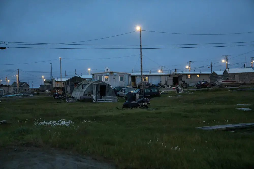 Kaktovik at dusk. Image by Nick Mott. United States, 2019.