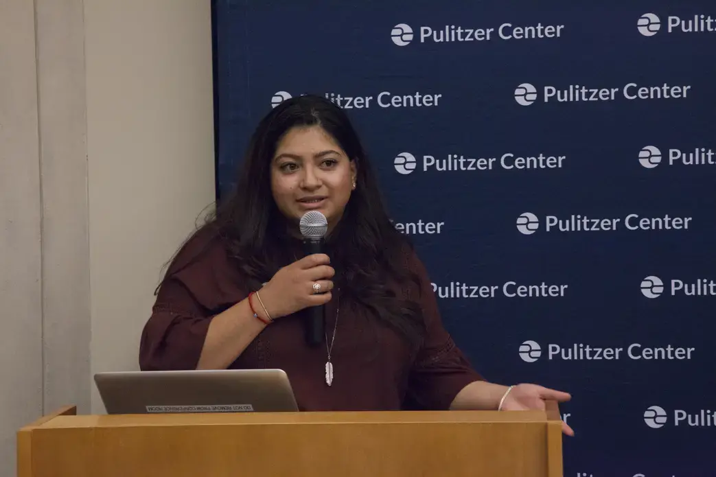 Viridiana Vidales Coyt from Westchester Community College discusses her upcoming project 'Native American Youth: Sports and Health.' Image by Jin Ding. Washington, DC, 2017.