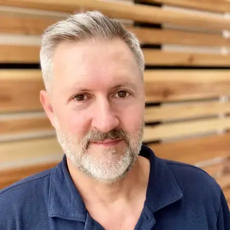 Steve Sapienza headshot