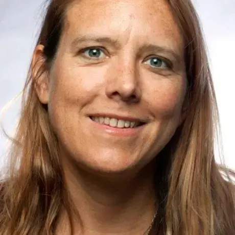 headshot of Kari Lydersen
