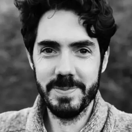 Laurence Topham headshot