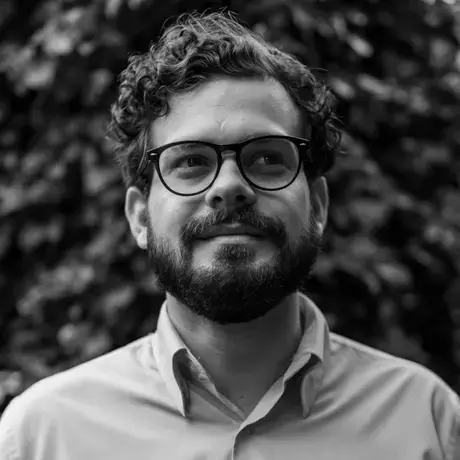 Ricardo Barbar headshot