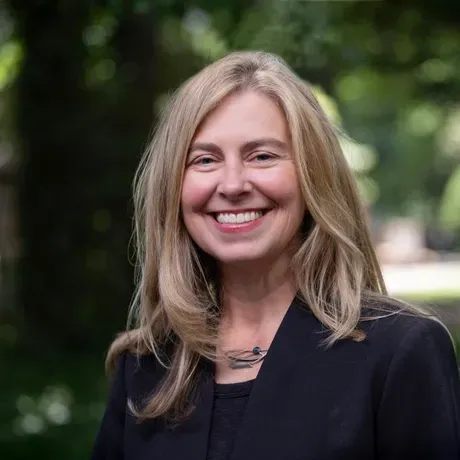 Jane Mangan headshot