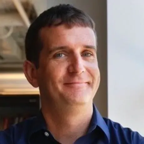 Greg Dixon headshot