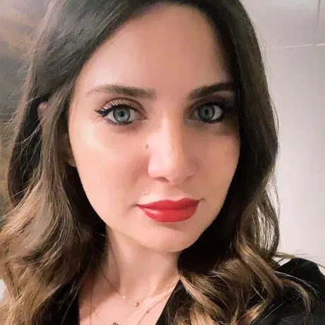 headshot of Fatima Al Ali