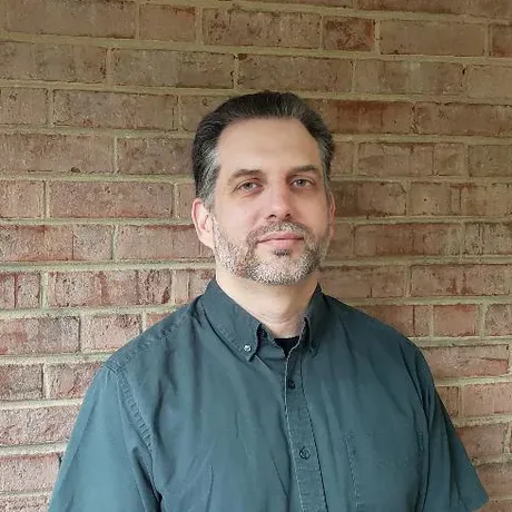 Gene Russo headshot