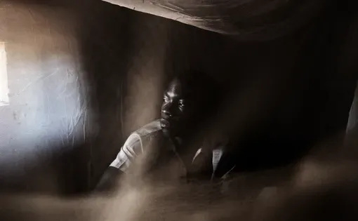 Image by Marcus Bleasdale. Congo, 2010.