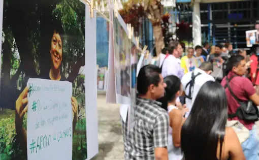 Advocates organized a social media campaign to encouarge&nbsp;people from around the world to post&nbsp;pictures with the hashtag #Apoyo4causales to express their support for a bill that would legalize abortion under four circumstances. Image by Lauryn Claassen. El Salvador, 2017.