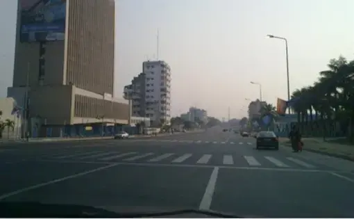 Empty streets of Kinshasa on May 2, 2020. Image by Russel Kasongo. Democratic Republic of Congo, 2020.