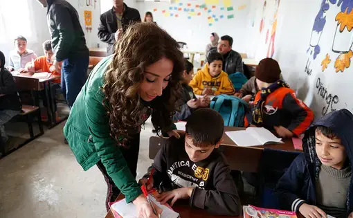 Getting refugee children through school is difficult, but chances of attending university are slim. Image courtesy&nbsp;of&nbsp;DFID&nbsp;/ CC BY 2.0. Jordan, 2015.