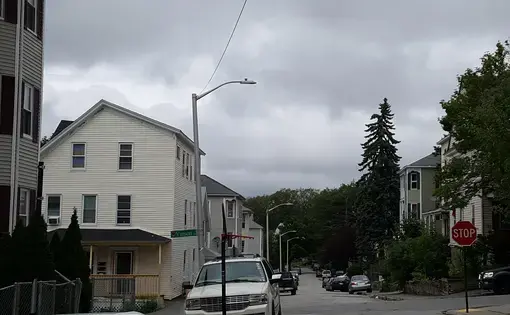 This street in Shrewsbury, MA, houses many of the refugees who first arrive to the United States. Image by Ani Gururaj. Massachusetts 2018.