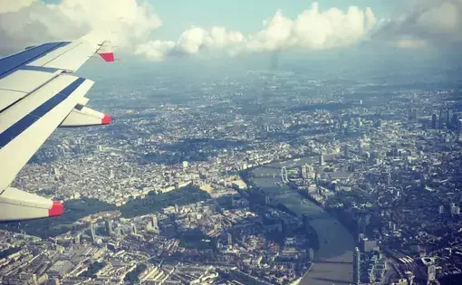 A hazy view of London from the sky. Image by Rohan Naik. United Kingdom, 2018.