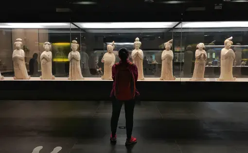 Visitors at a museum in Xi'an, a city known for its long history and rich intellectual life. Image by Sim Chi Yin. China, 2018.