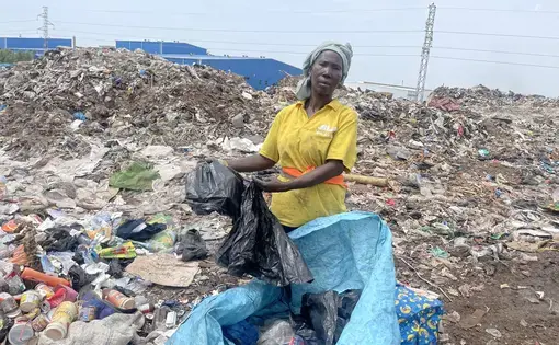 waste picker in Ghana