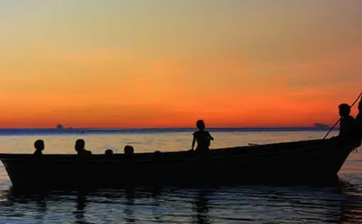 Image by Jennifer Redfearn. Carteret Islands, 2010.
