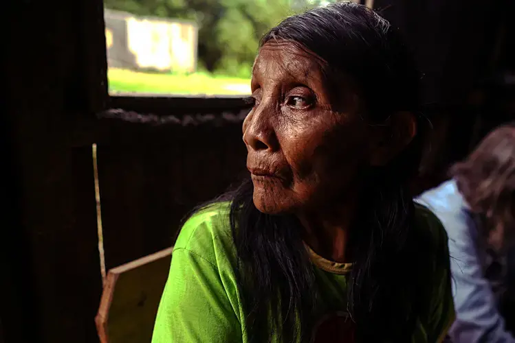 Katziká, André Karipuna's mother, feared the worst when his son disappeared in September 2018. Image by Fabio Nascimento. Brazil, 2019.