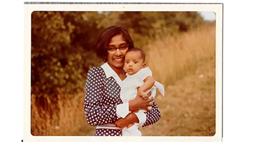 Indira Pillay with her daughter, Kavita. Image courtesy of Kavita Pillay/WGBH News.