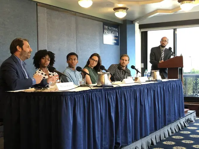 Senior Education Manager Fareed Mostoufi moderates the Youth in Peacebuilding panel with (left to right) Michael Shipler, Search for Common Ground; Lauryn Renford, student at Thurgood Marshall Academy in Washington, D.C., Ke'Shon Newman, student at Perspectives Charter School in Chicago, Il, Natalie Keyssar, Pulitzer Center grantee, and Dominic Bracco, Pulitzer Center grantee: Image by Kem Knapp Sawyer. Washington, D.C., 2018. 