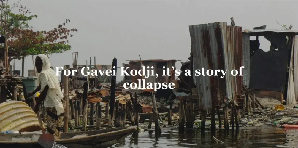 Some collapsed houses in Gavei Kodji. Image by Bukola Adebayo. Nigeria, 2017.