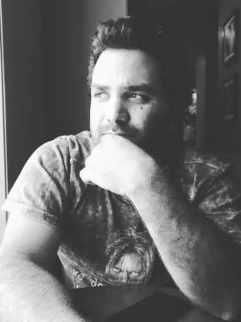 Saqib Mugloo black and white portrait