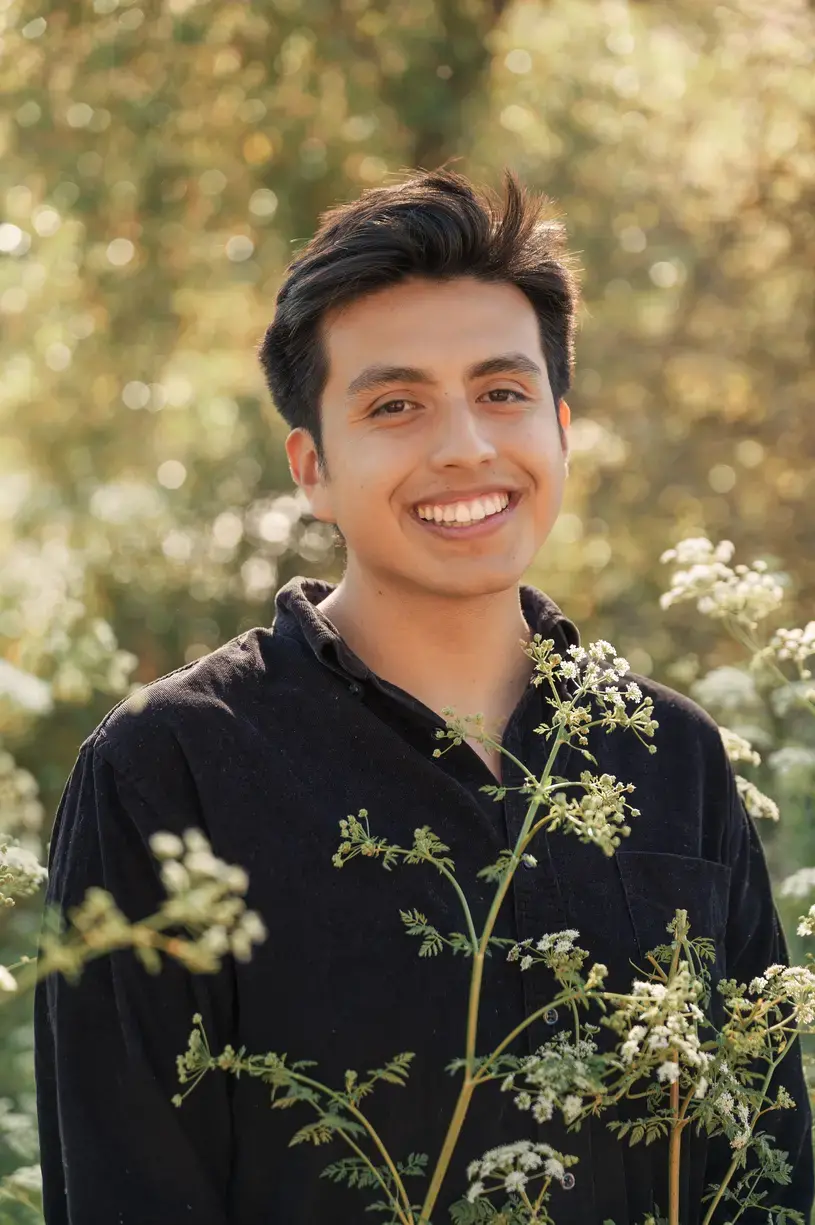 headshot of Isaias Hernandez