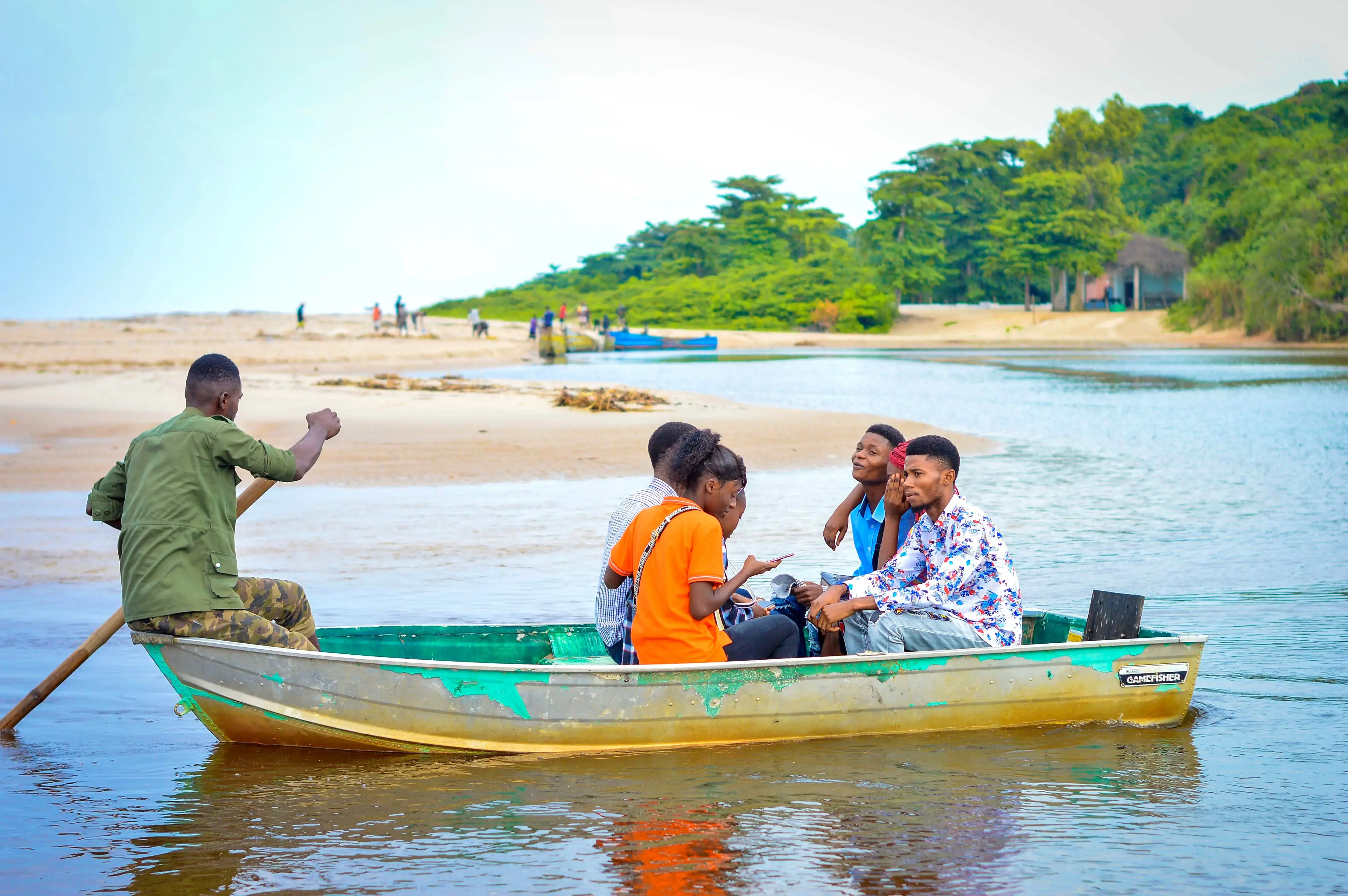 young people learn about ocean biodiversity in the DRC