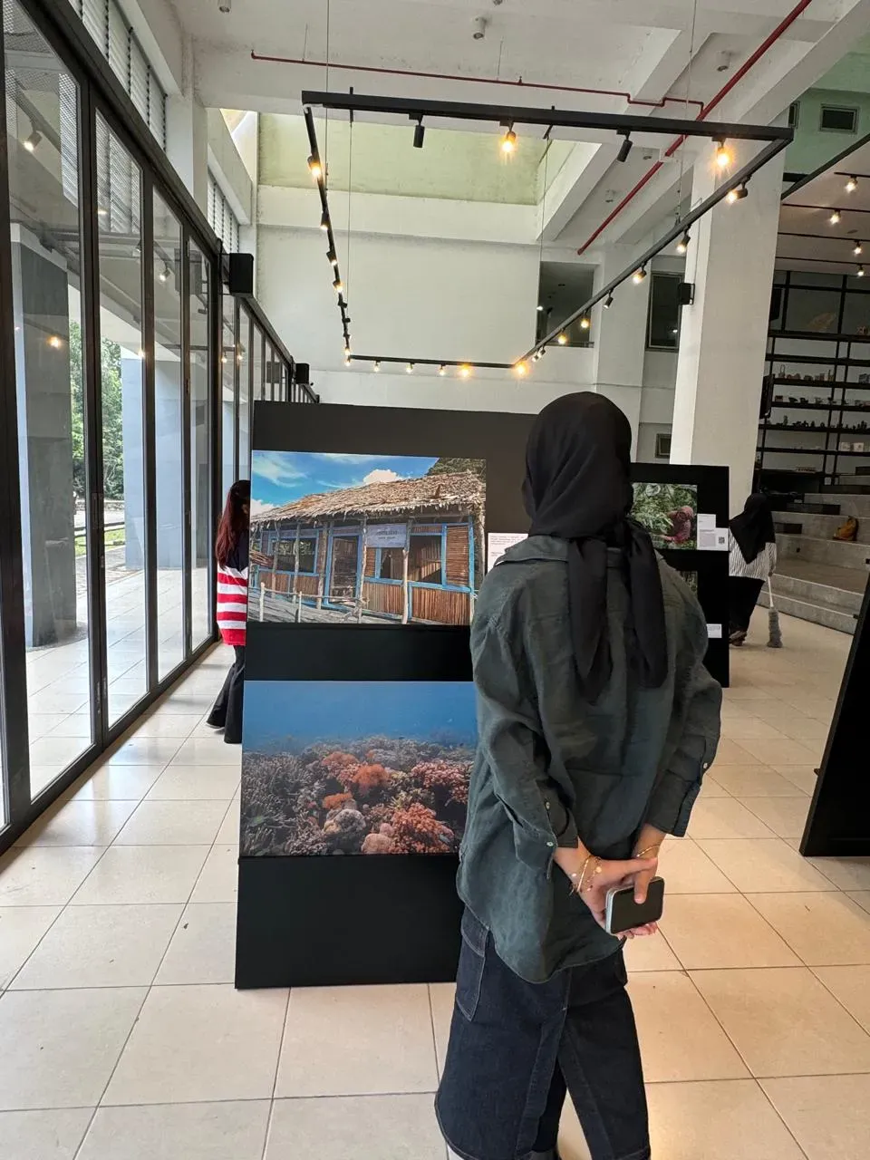 Snippets from the Siasat Teknologi Exhibition.  Image by Grenti Paramitha, Indonesia, 2025