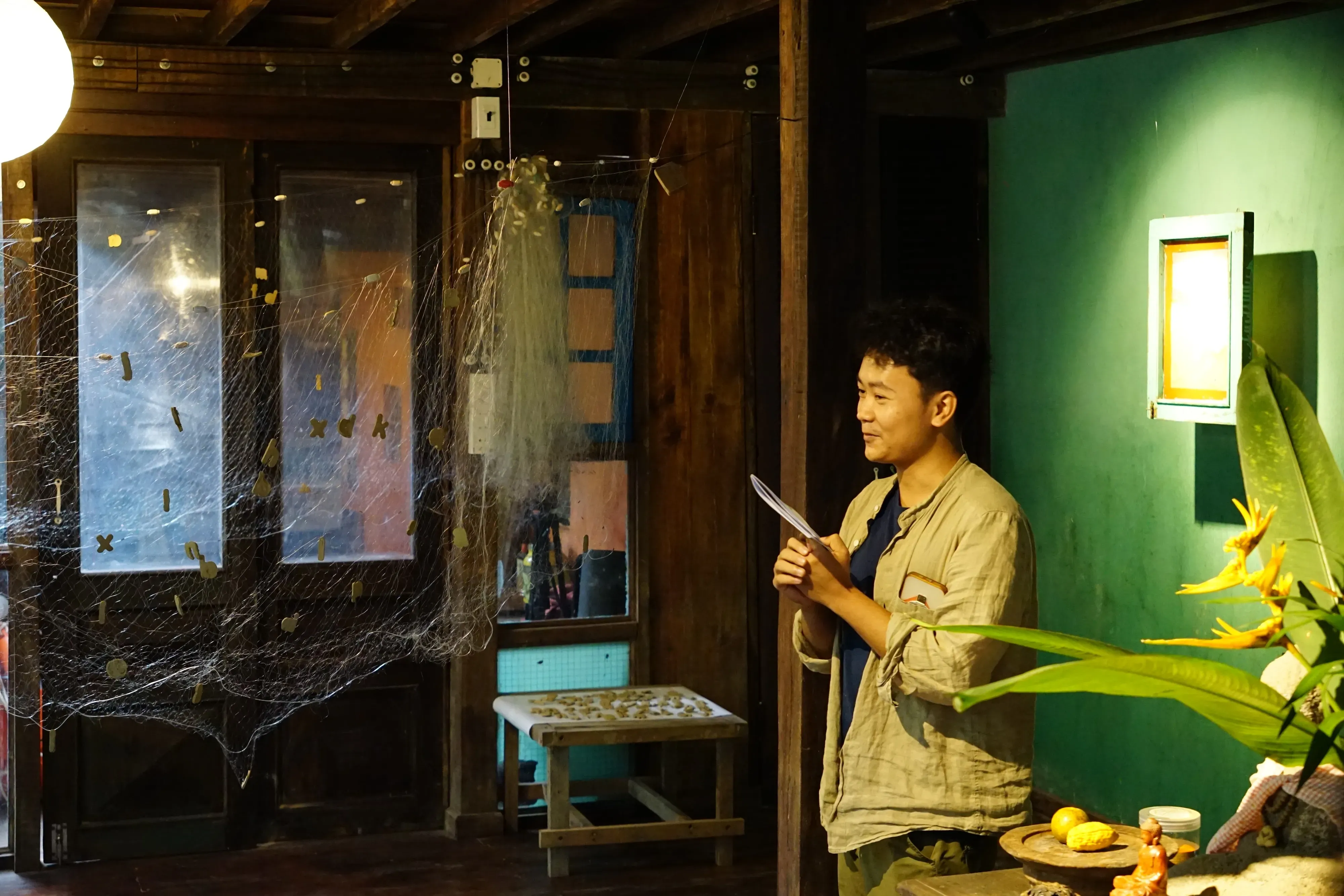 “Solid – Liquid – Gas”: A multidisciplinary open studio featuring 10 artists’ responses through installation, performance, poetry, and painting. Image courtesy of Thì Collective.