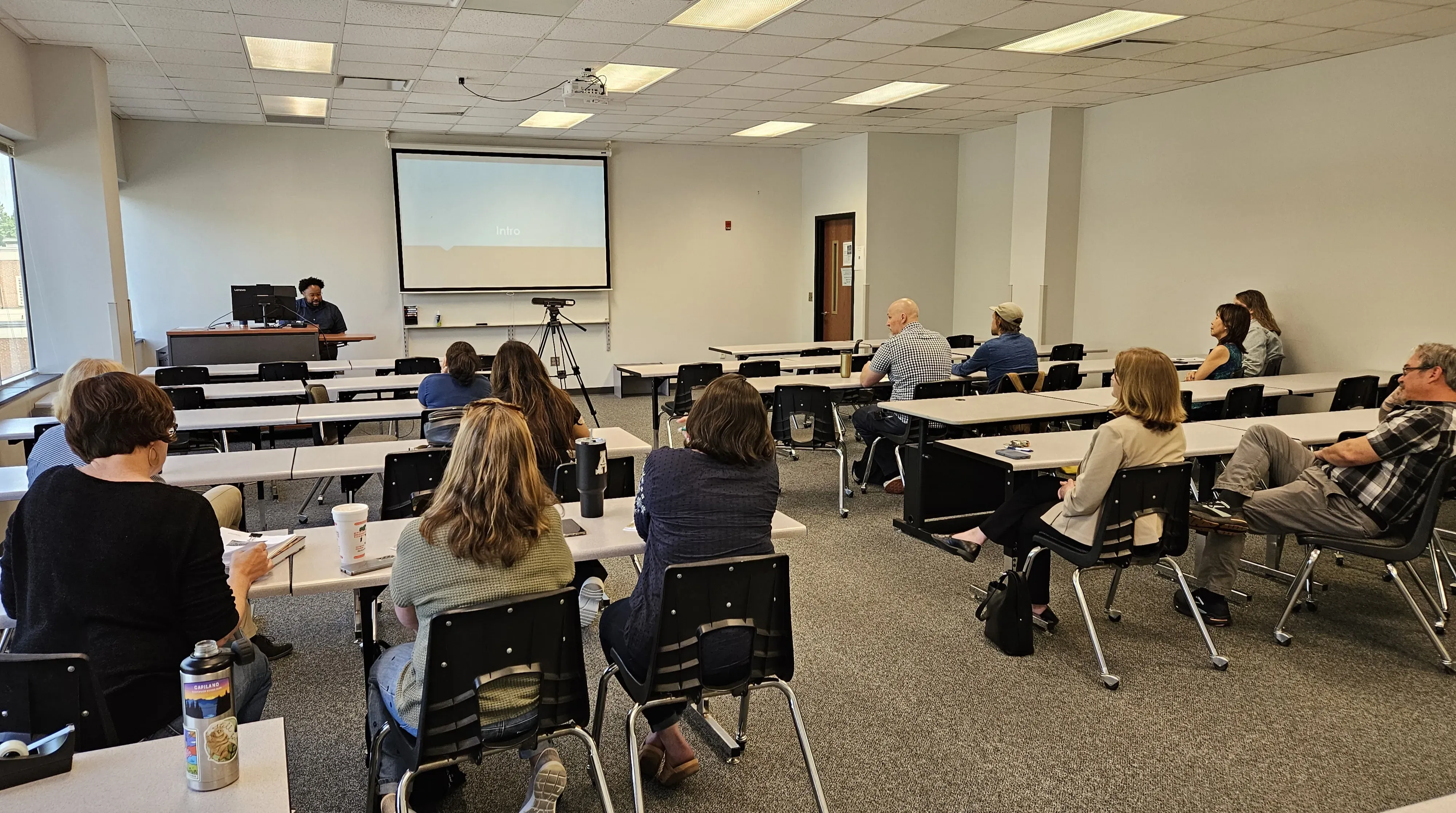 Journalist Jonathan Custodio speaks to students